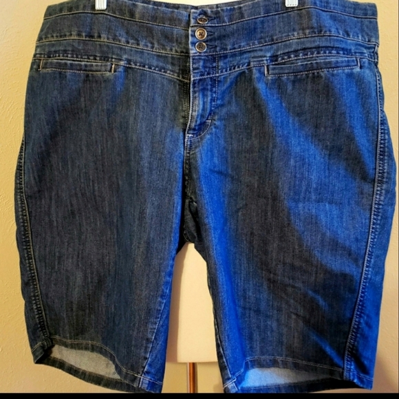 Lee Denim Bermuda Shorts Size 20W NWT - Picture 5 of 11